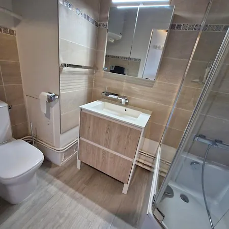 4 Pers Au Coeur De Besse, Proche Pistes - Fr-1-814-171 * Super Besse